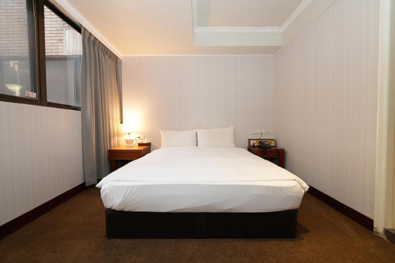 Meworld Hotel - Sanchong Đài Bắc Ngoại thất bức ảnh