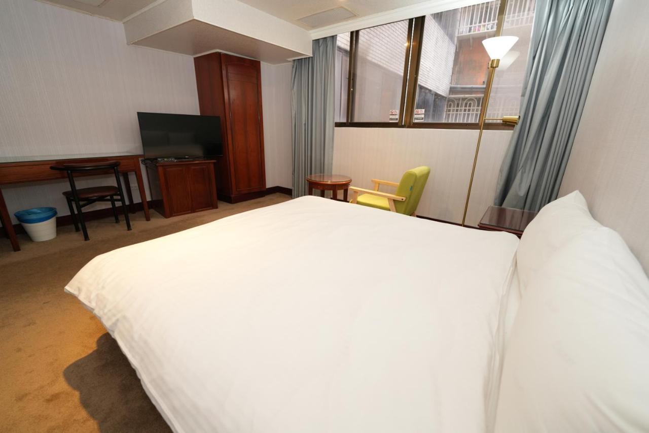 Meworld Hotel - Sanchong Đài Bắc Ngoại thất bức ảnh