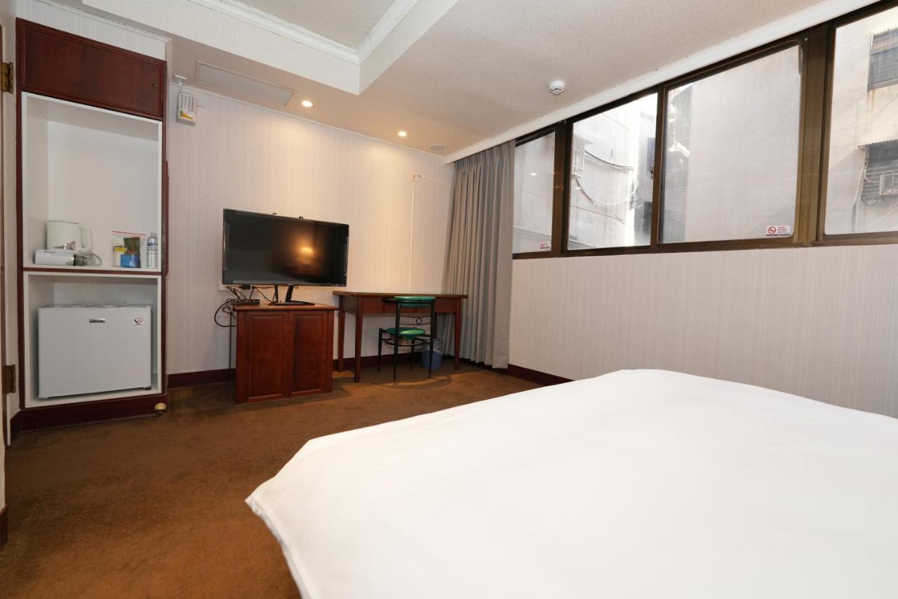 Meworld Hotel - Sanchong Đài Bắc Ngoại thất bức ảnh